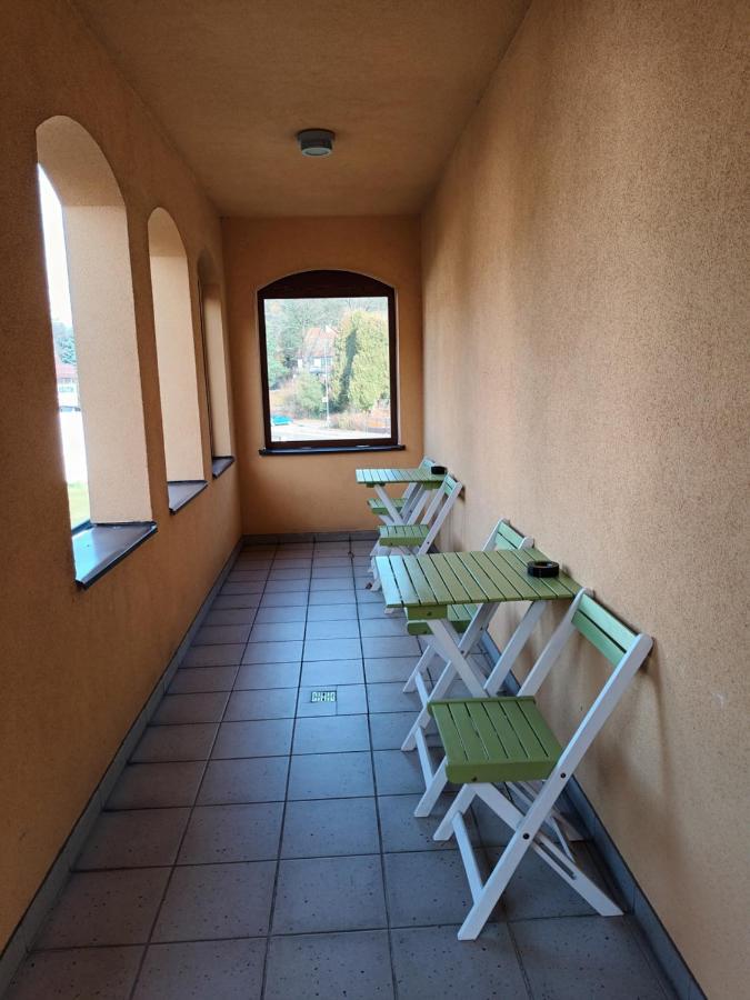 Hotel Strelnice Teplice nad Metuji Luaran gambar