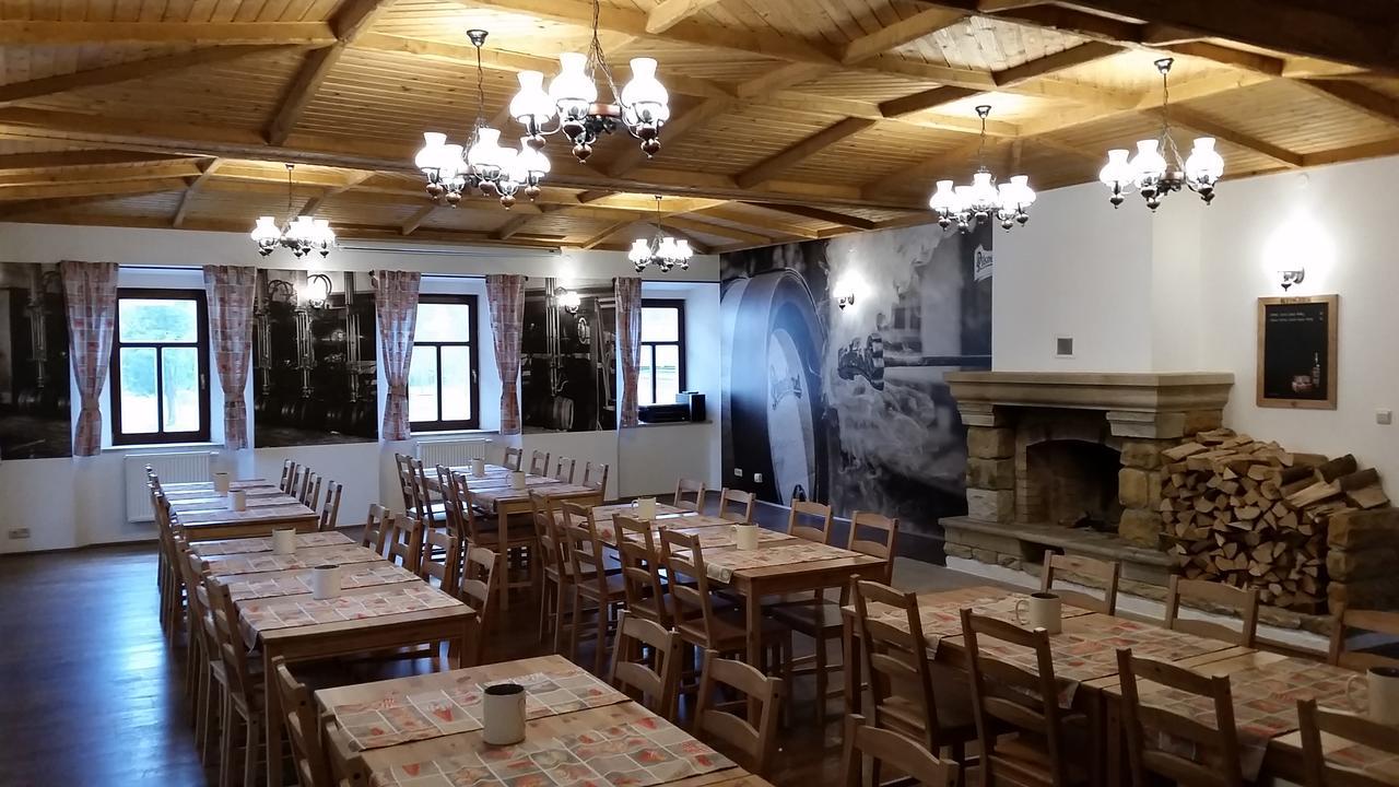 Hotel Strelnice Teplice nad Metuji Luaran gambar