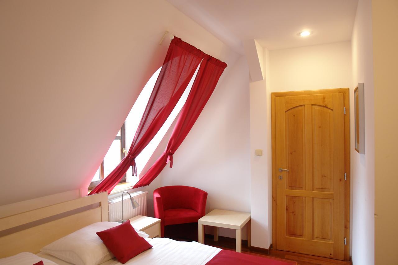 Hotel Strelnice Teplice nad Metuji Luaran gambar