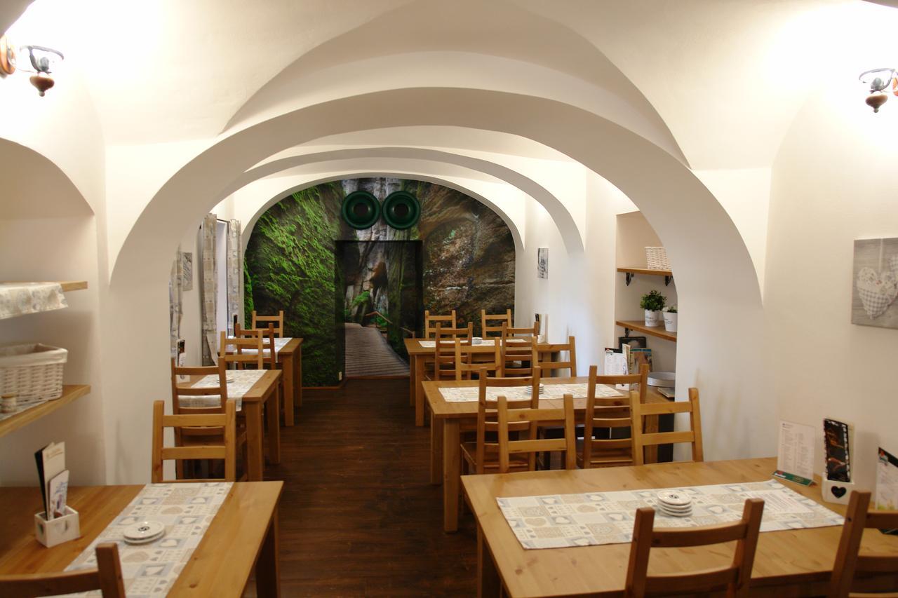 Hotel Strelnice Teplice nad Metuji Luaran gambar